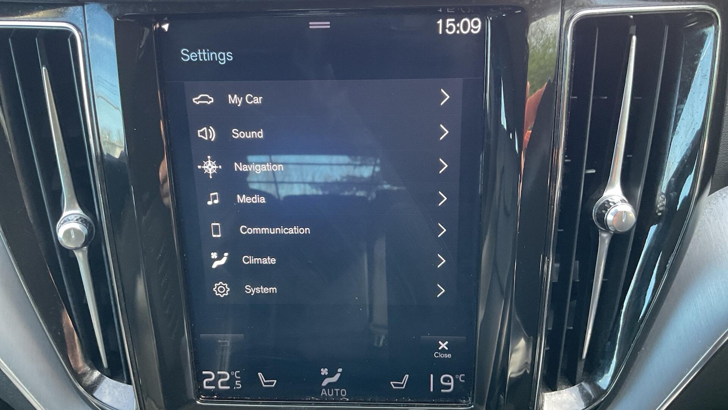 Used Volvo XC60 2018 for sale - 78156969: Photo 17