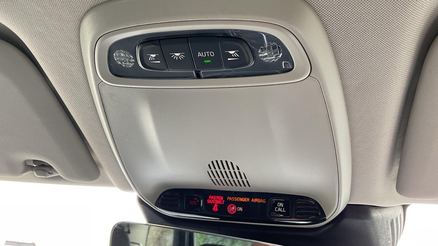 Used Volvo XC60 2018 for sale - 78156969: Photo 28