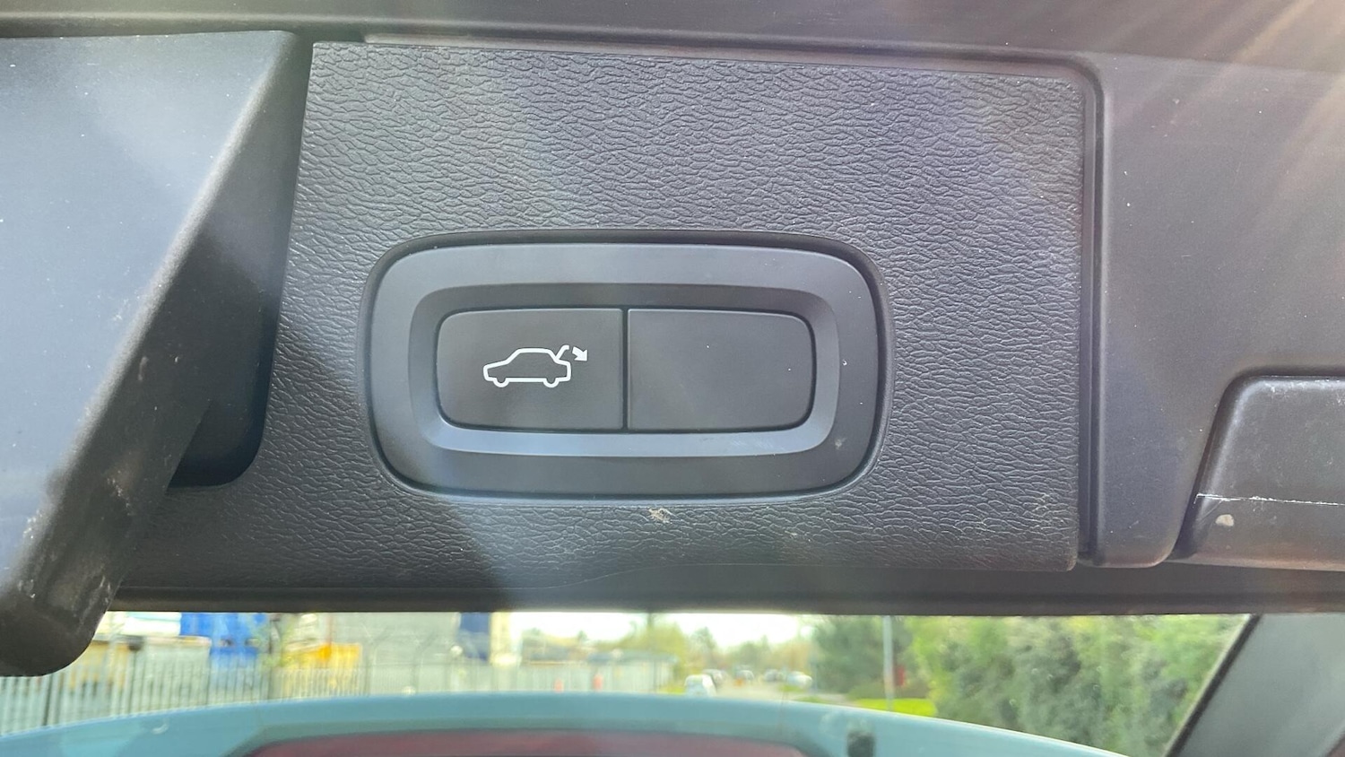 Used Volvo XC60 2018 for sale - 78156969: Photo 35