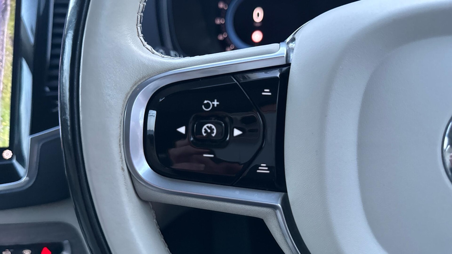 Used Volvo XC90 2022 for sale - 76865965: Photo 19