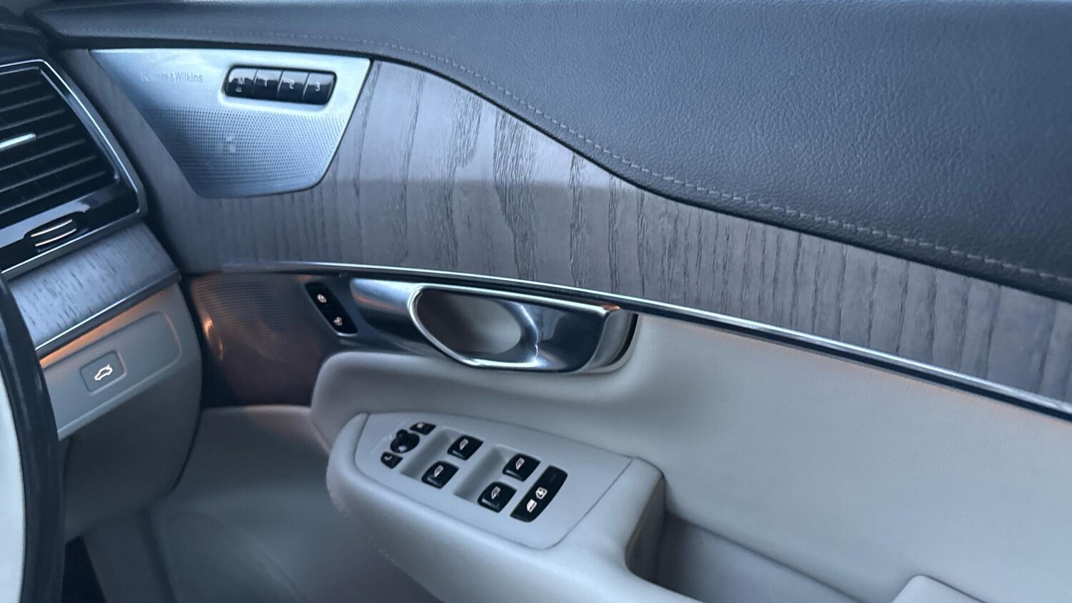 Used Volvo XC90 2022 for sale - 76865965: Photo 27