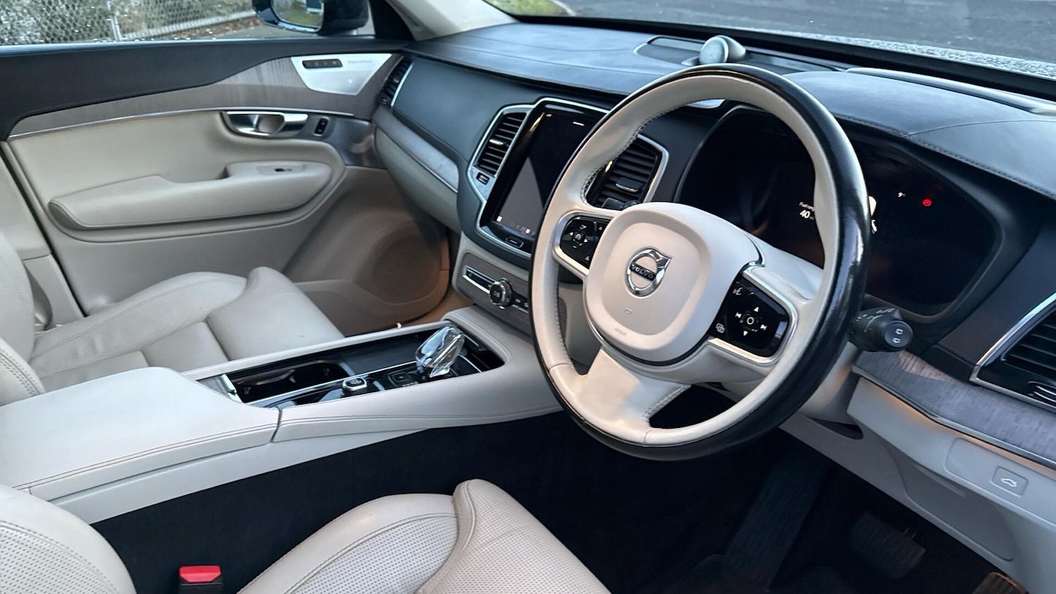 Used Volvo XC90 2022 for sale - 76865965: Photo 4