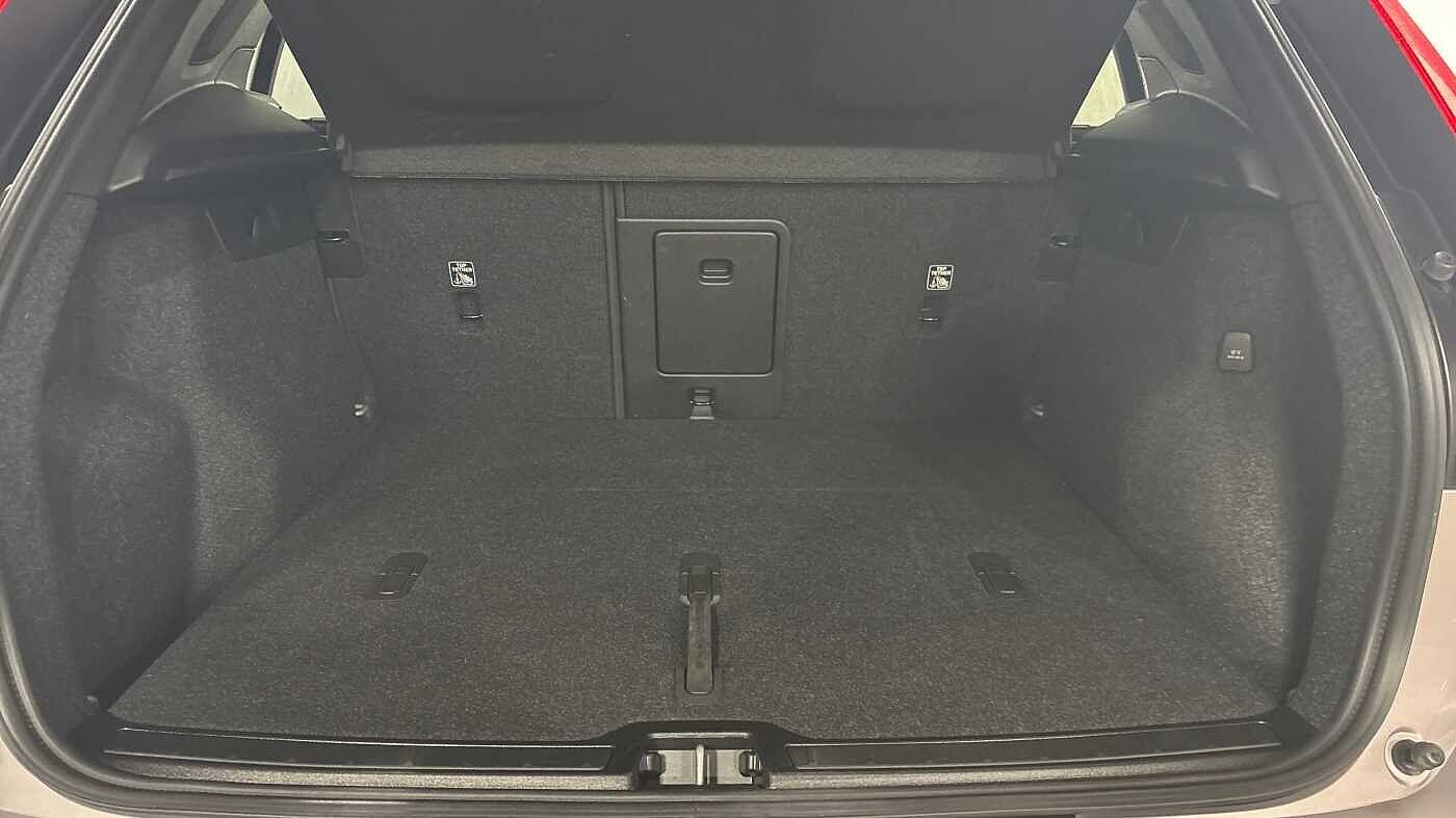 Used Volvo XC40 2025 for sale - 77768379: Photo 14