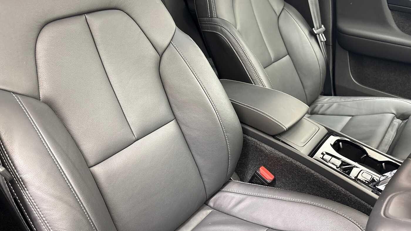 Used Volvo XC40 2025 for sale - 77768379: Photo 29