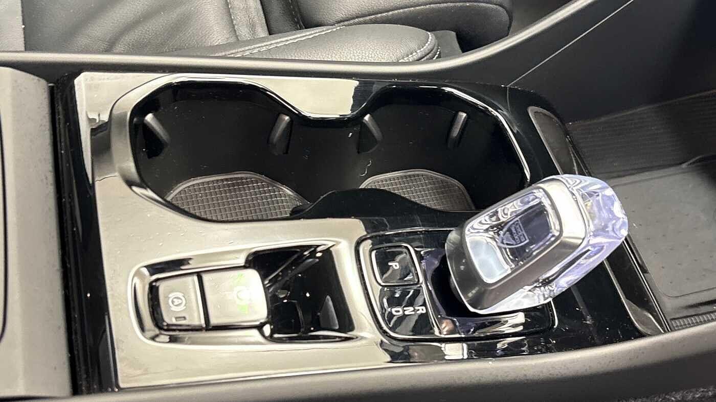 Used Volvo XC40 2025 for sale - 77768379: Photo 32