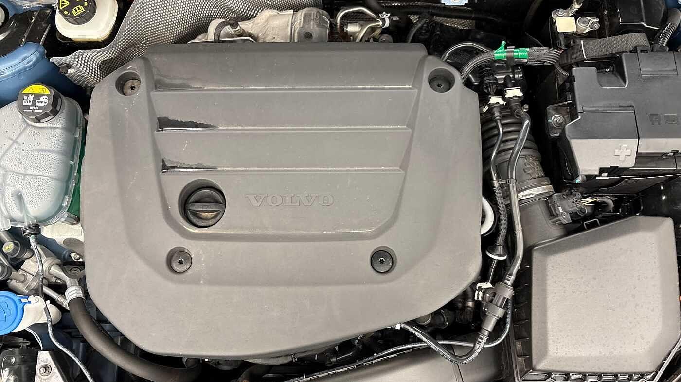 Used Volvo XC40 2025 for sale - 76512914: Photo 15