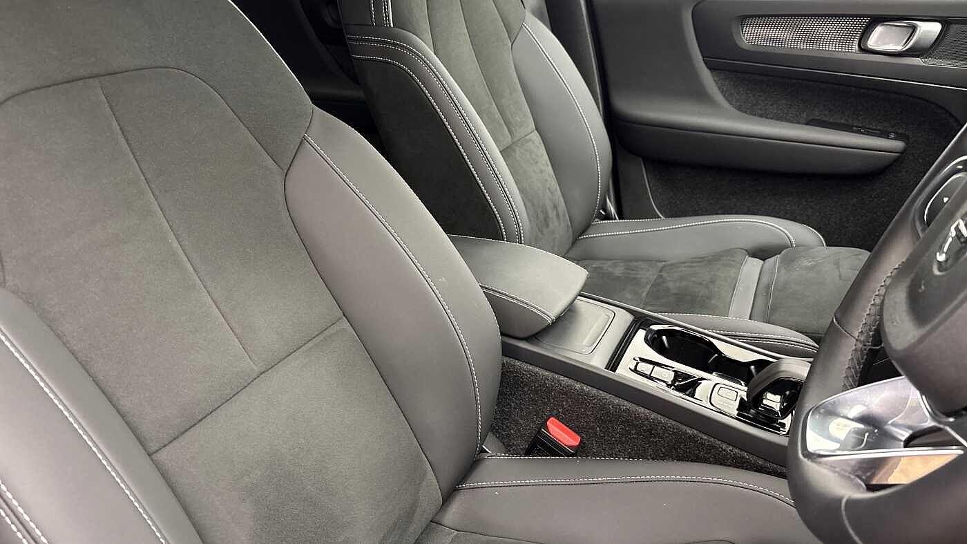 Used Volvo XC40 2025 for sale - 76512914: Photo 29