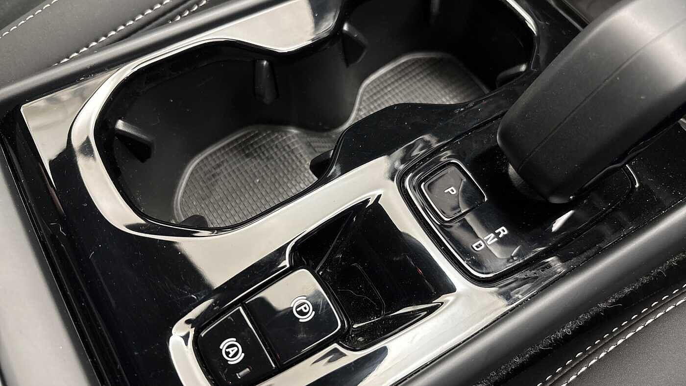 Used Volvo XC40 2025 for sale - 76512914: Photo 32