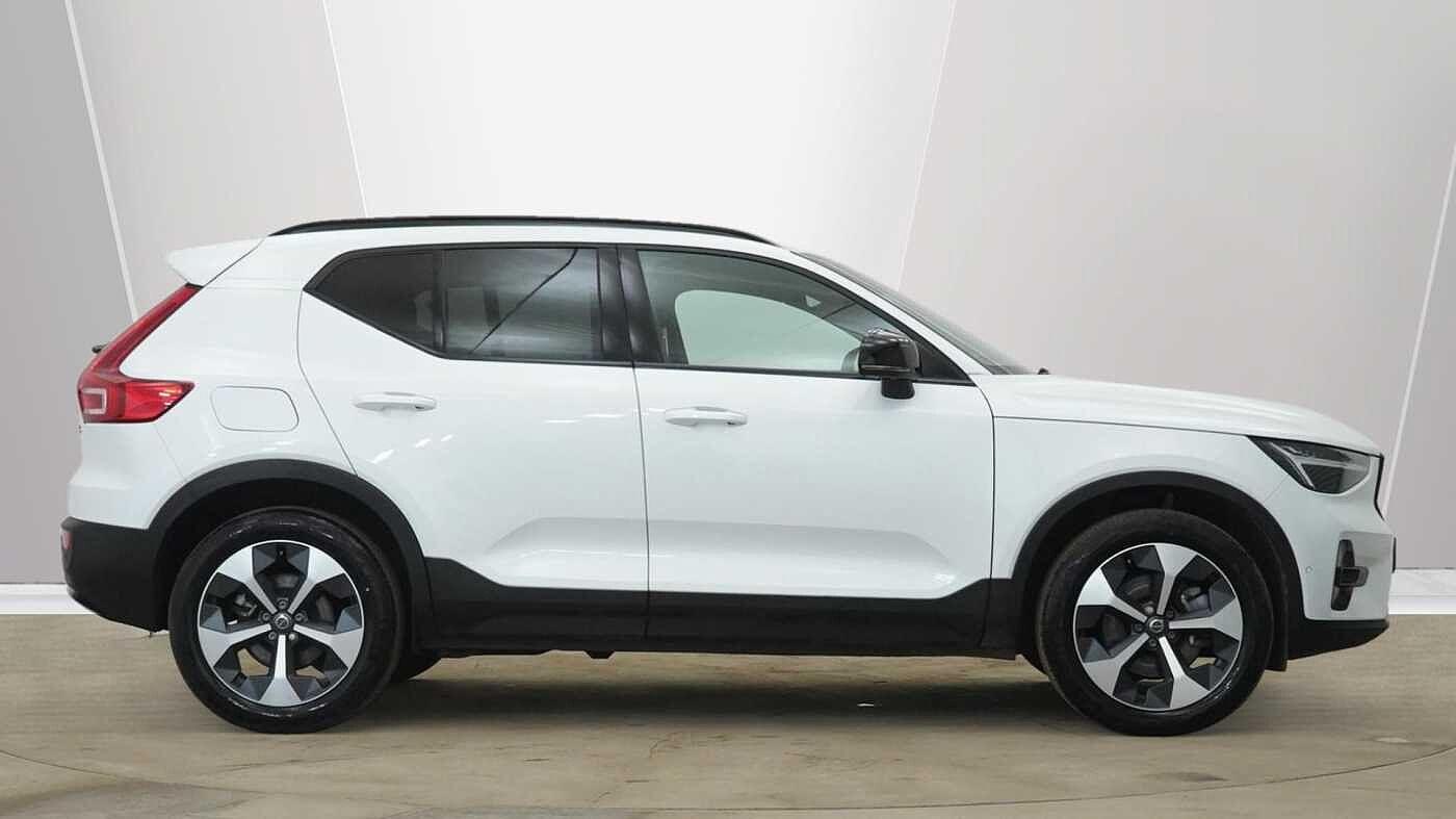 Used Volvo XC40 2024 for sale - 77626332: Photo 2
