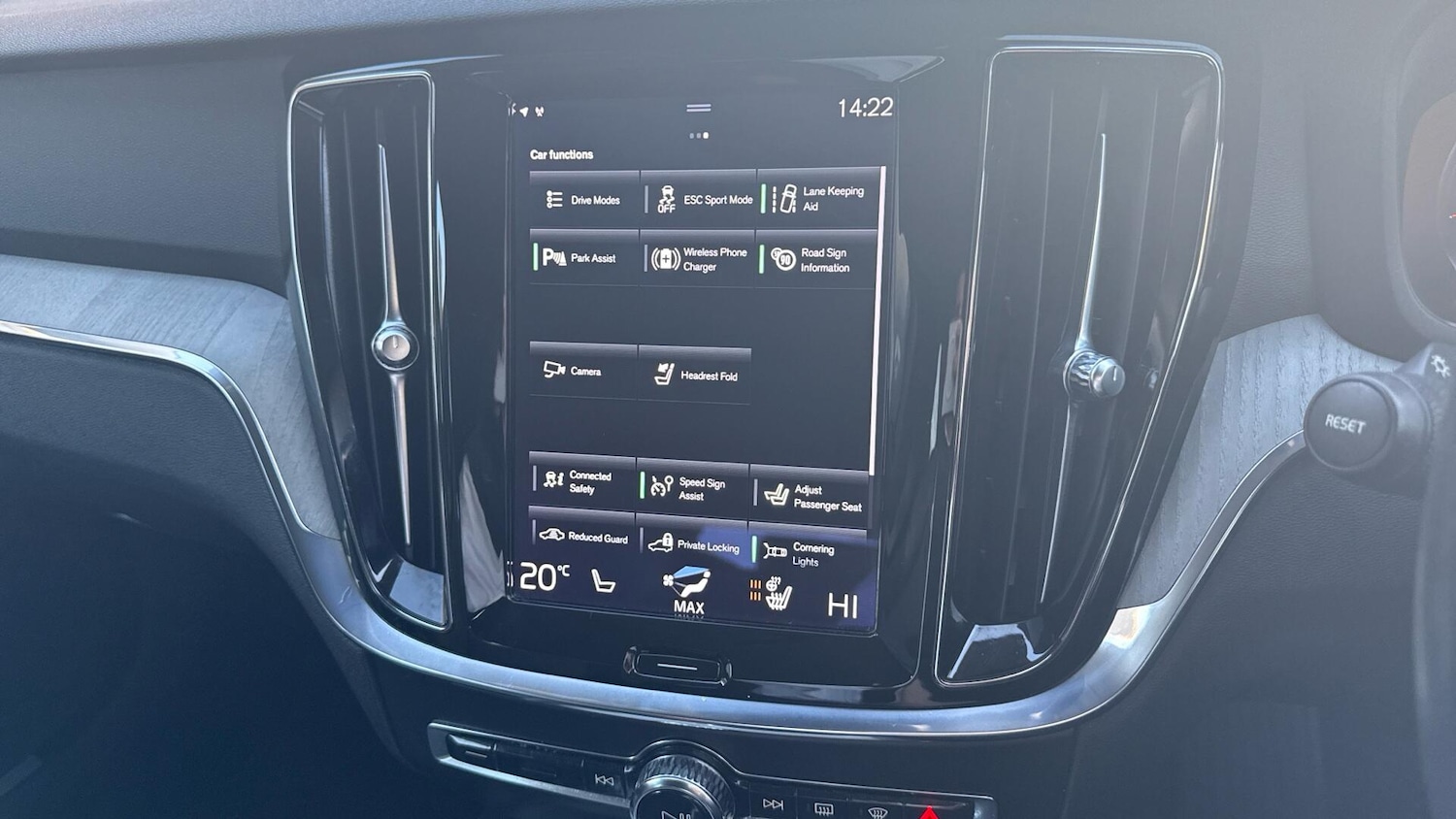 Used Volvo V60 Cross Country 2021 for sale - 76424287: Photo 15