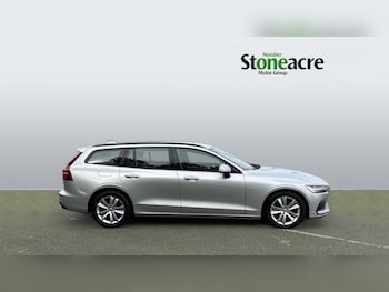 Used Volvo V60 2018 for sale - 78685211: Photo