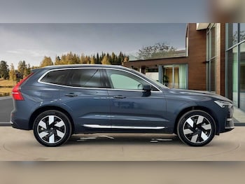 Used Volvo XC60 2024 for sale - 75647354: Photo