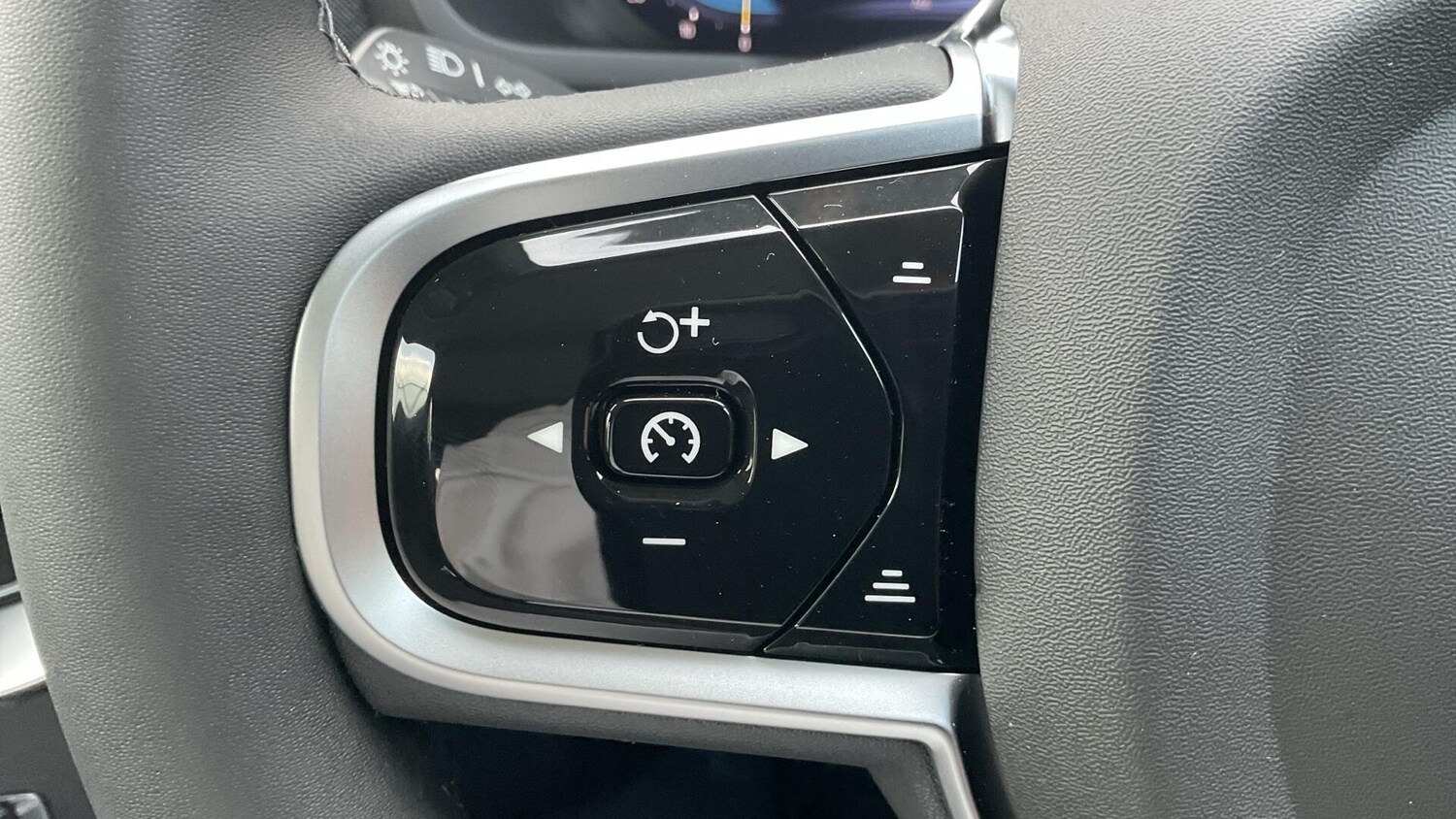 Used Volvo XC90 2025 for sale - 76175010: Photo 21