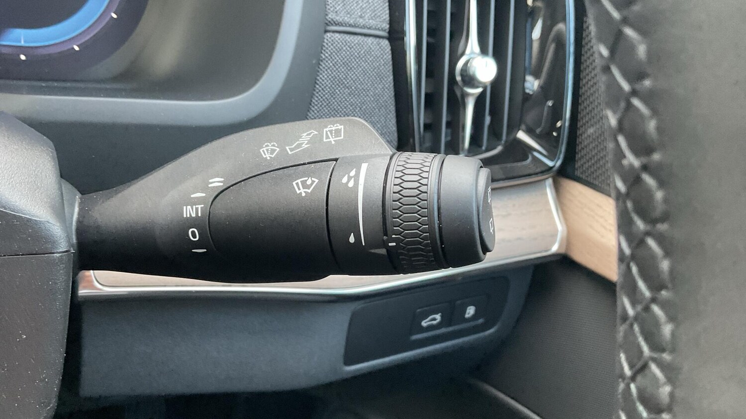 Used Volvo XC90 2025 for sale - 76175010: Photo 23