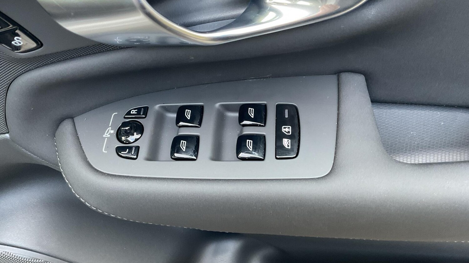 Used Volvo XC90 2025 for sale - 76175010: Photo 24