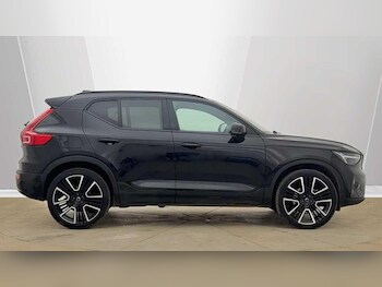 Used Volvo XC40 2025 for sale - 78375987: Photo