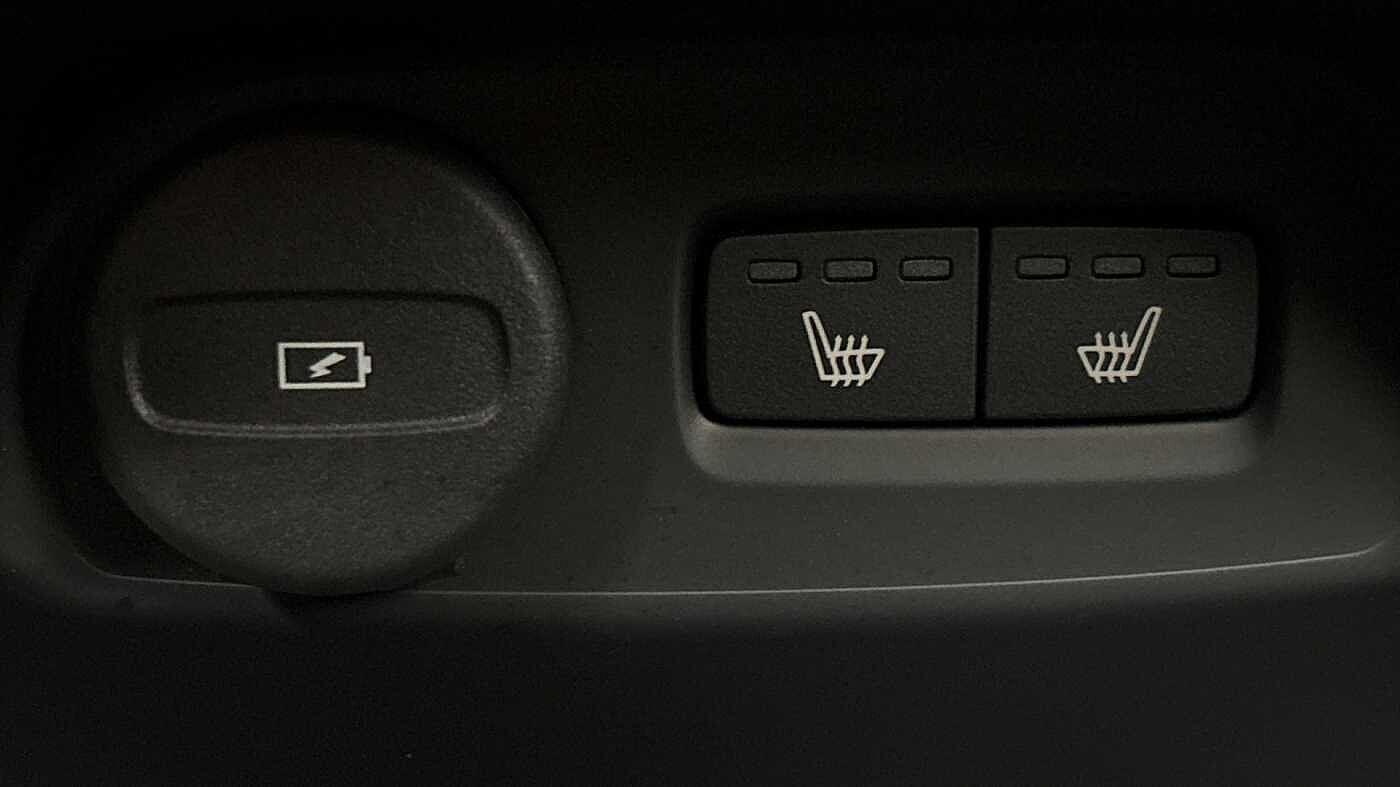 Used Volvo XC40 2024 for sale - 76512366: Photo 17