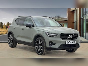Volvo - XC40