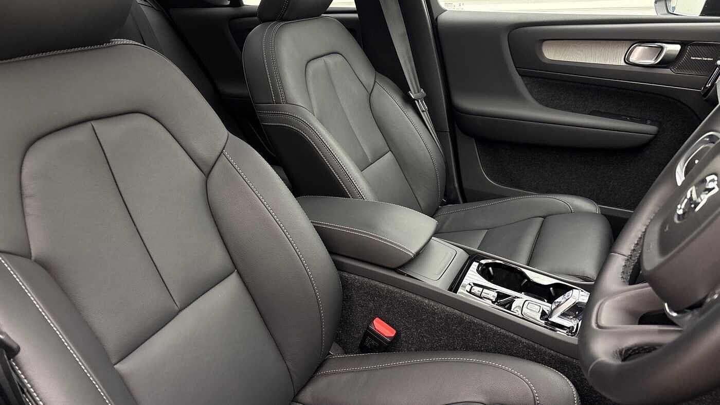 Used Volvo XC40 2024 for sale - 76512366: Photo 29