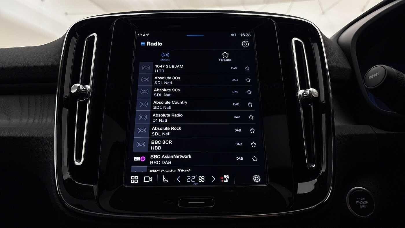 Used Volvo XC40 2024 for sale - 76512366: Photo 37