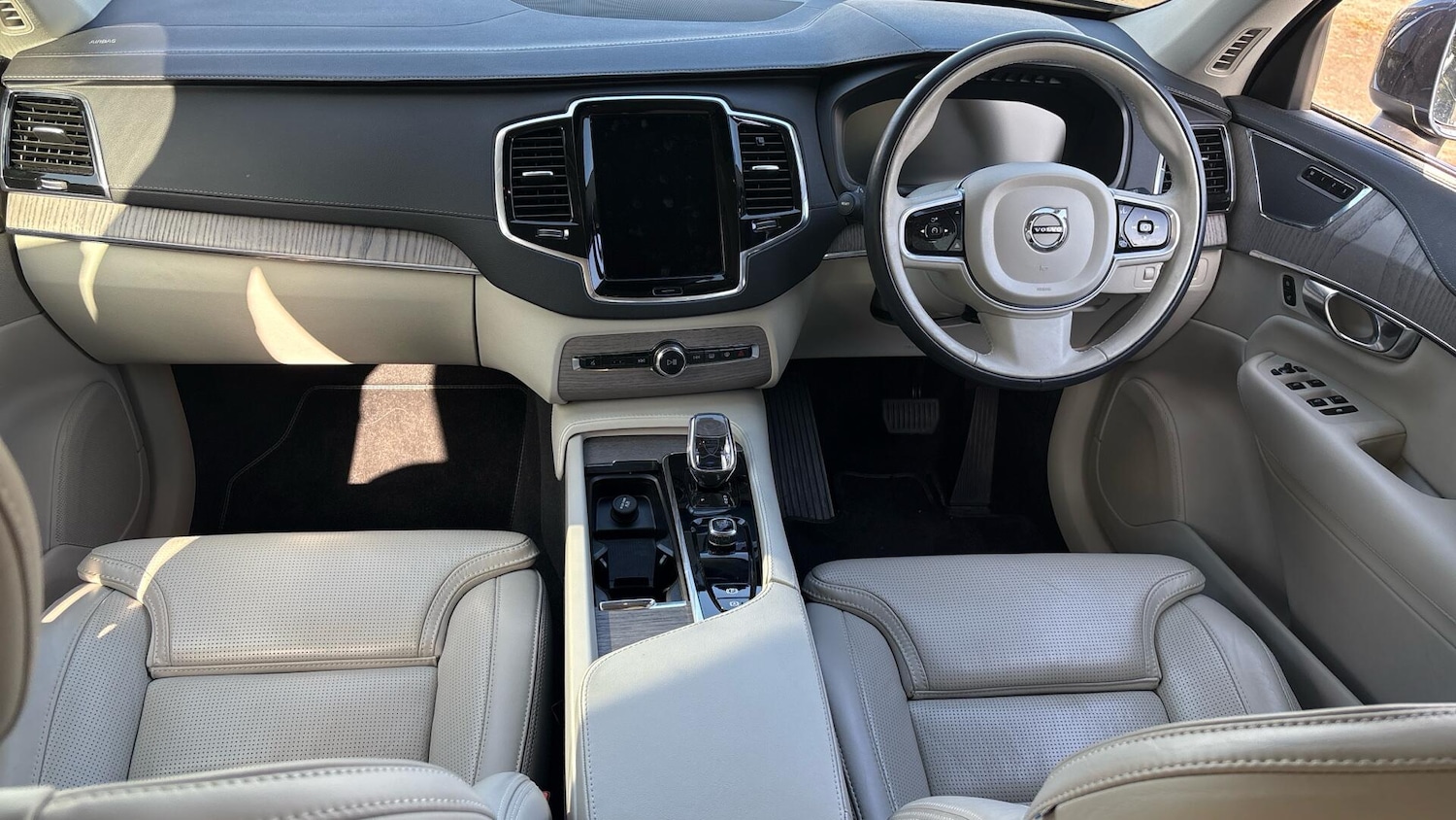 Used Volvo XC90 for sale - 76094228: Photo 5