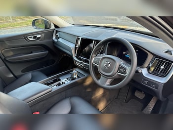 Used Volvo XC60 2022 for sale - 77646008: Photo