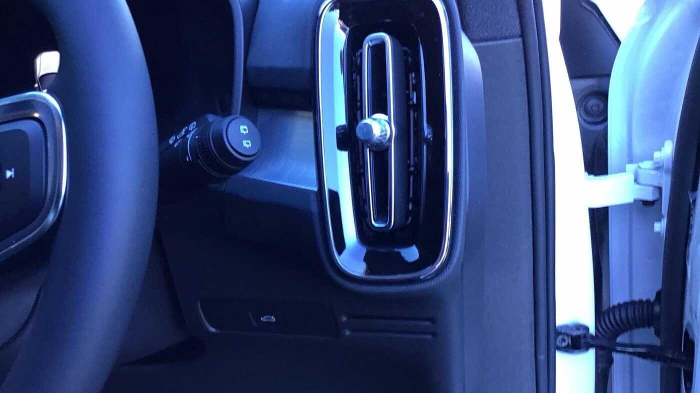 Used Volvo XC40 2025 for sale - 76158490: Photo 28