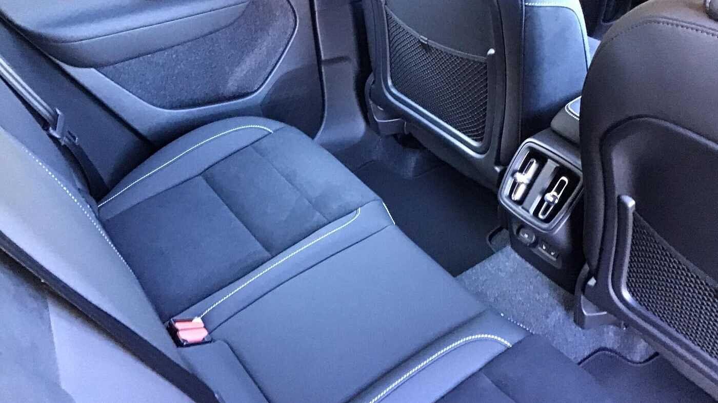 Used Volvo XC40 2025 for sale - 76158490: Photo 33