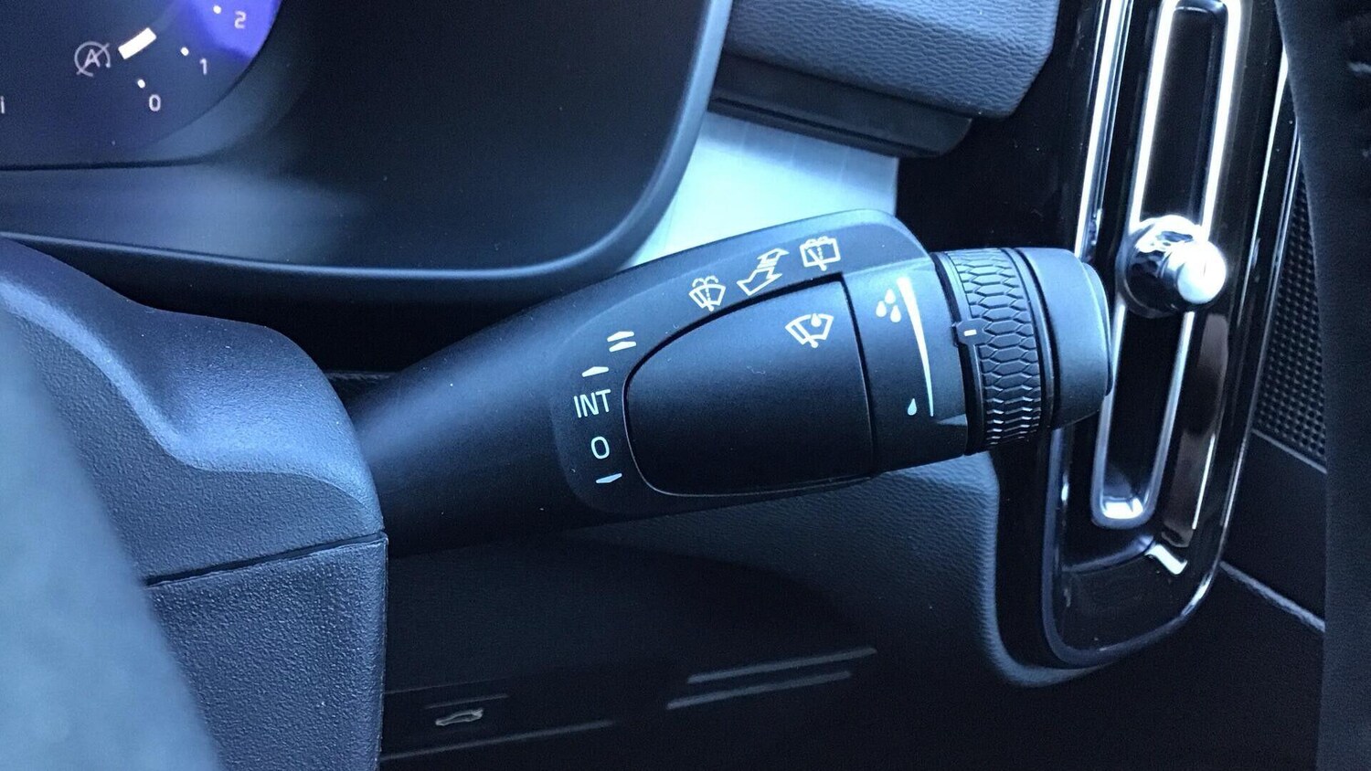 Used Volvo XC40 2025 for sale - 76158490: Photo 66