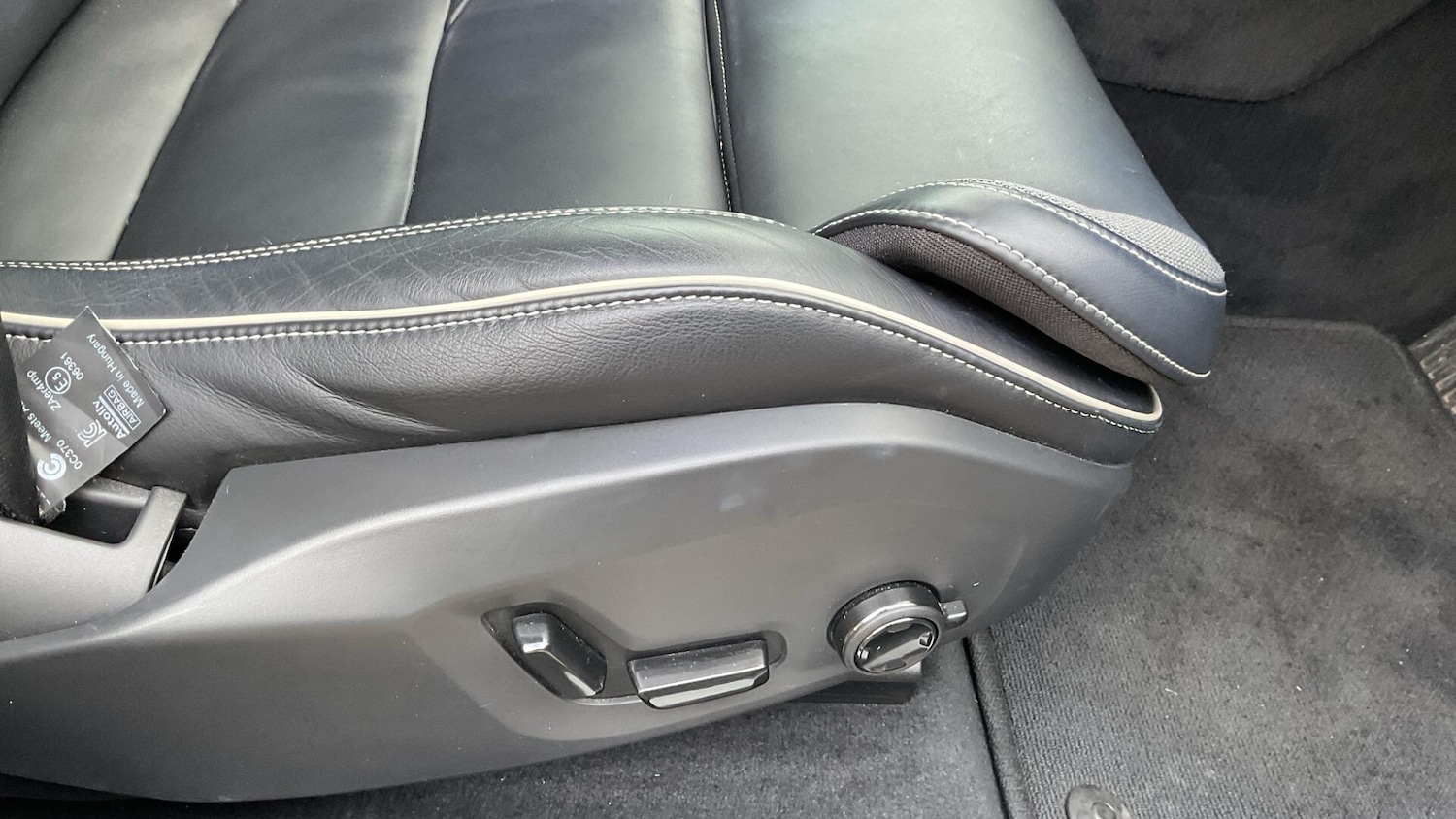 Used Volvo XC60 2023 for sale - 77238232: Photo 30