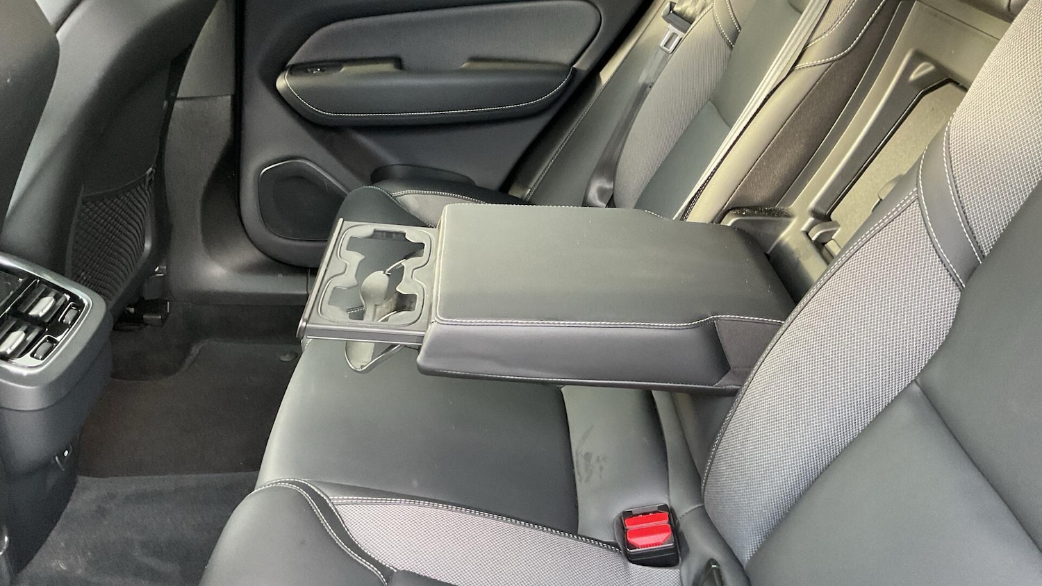 Used Volvo XC60 2023 for sale - 77238232: Photo 34