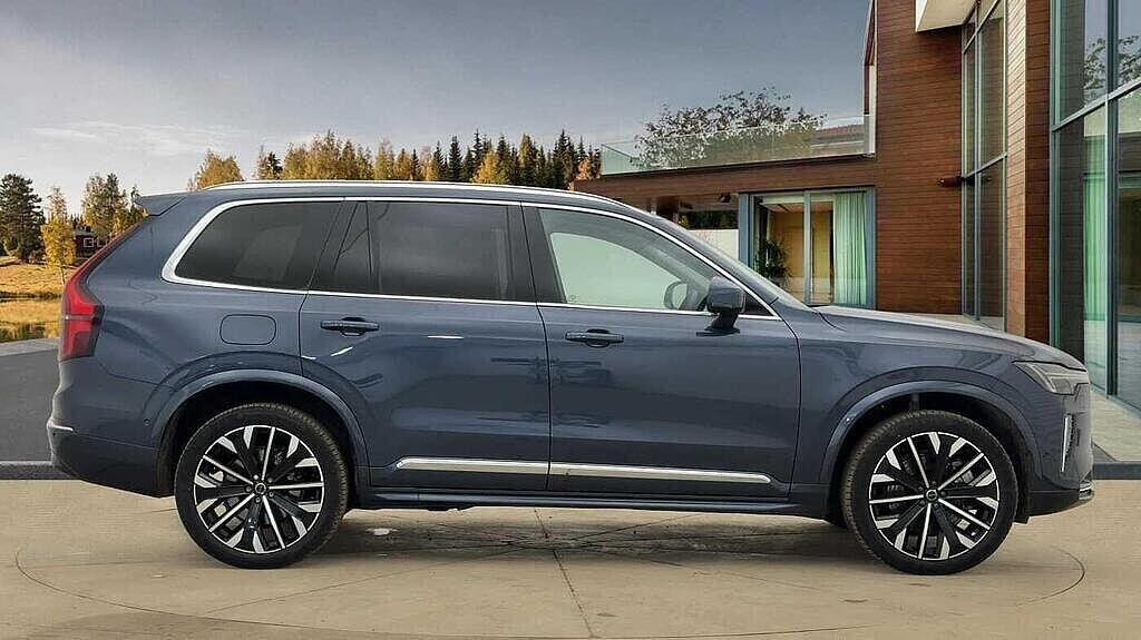 Used Volvo XC90 2025 for sale - 77015658: Photo 3