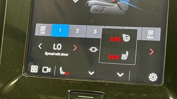Used Volvo XC40 2024 for sale - 75450032: Photo 41