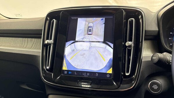 Used Volvo XC40 2024 for sale - 75450032: Photo 42