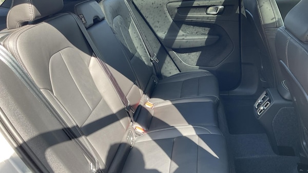 Used Volvo XC40 2024 for sale - 75450032: Photo 6