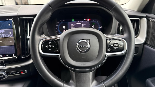Used Volvo XC60 2023 for sale - 76151694: Photo 10