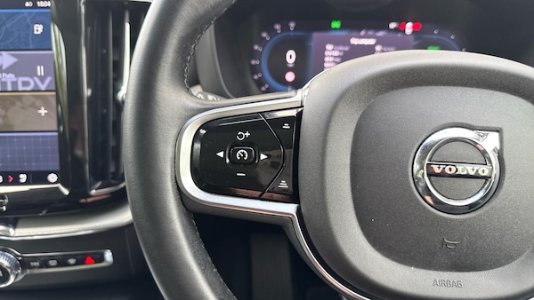 Used Volvo XC60 2023 for sale - 76151694: Photo 18