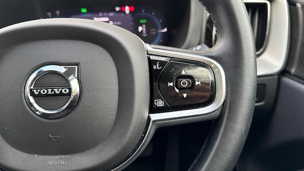 Used Volvo XC60 2023 for sale - 76151694: Photo 19