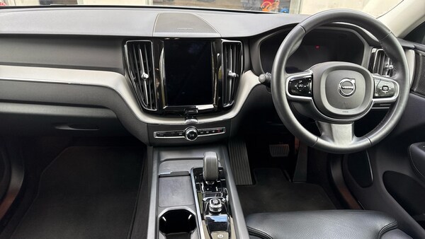 Used Volvo XC60 2023 for sale - 76151694: Photo 5