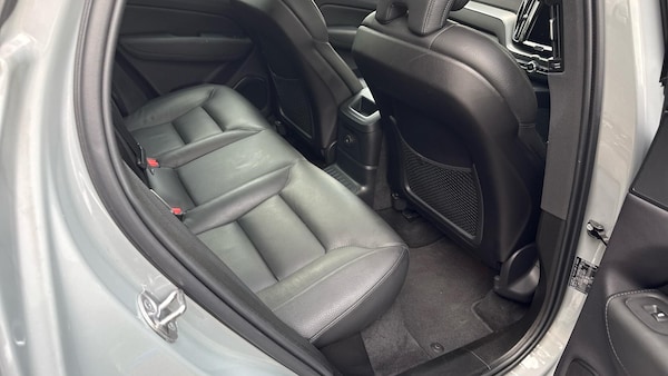 Used Volvo XC60 2023 for sale - 76151694: Photo 6