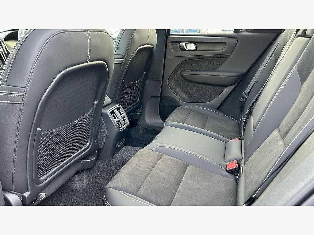 Used Volvo XC40 2025 for sale - 77155259: Photo 5