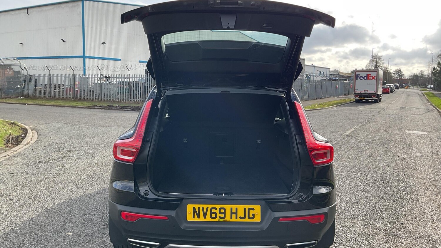 Used Volvo XC40 for sale - 77824514: Photo 13