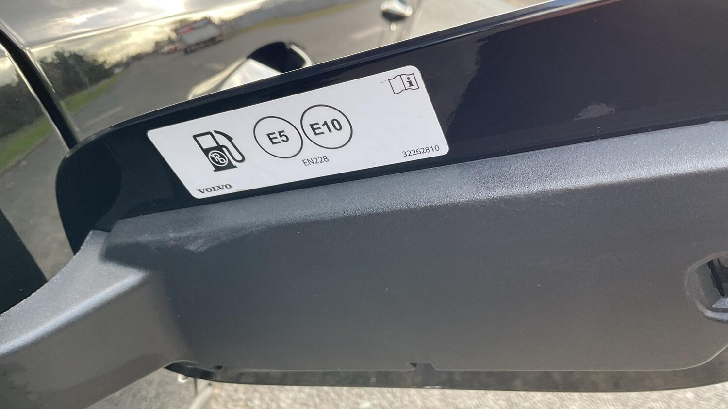 Used Volvo XC40 for sale - 77824514: Photo 16