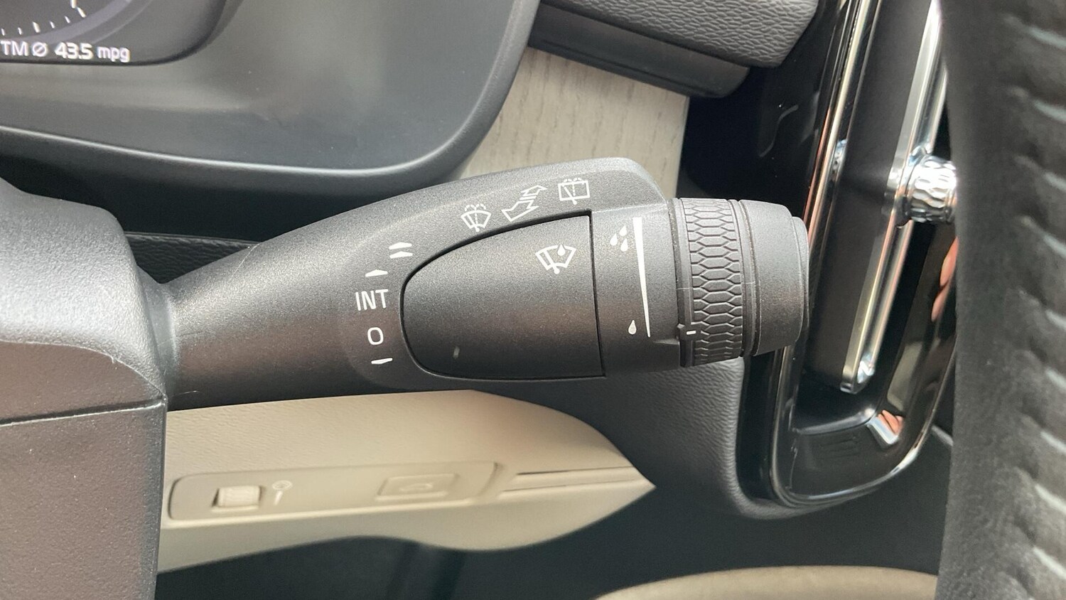 Used Volvo XC40 for sale - 77824514: Photo 23