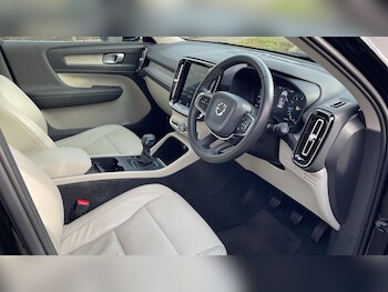 Used Volvo XC40 2020 for sale - 77824514: Photo