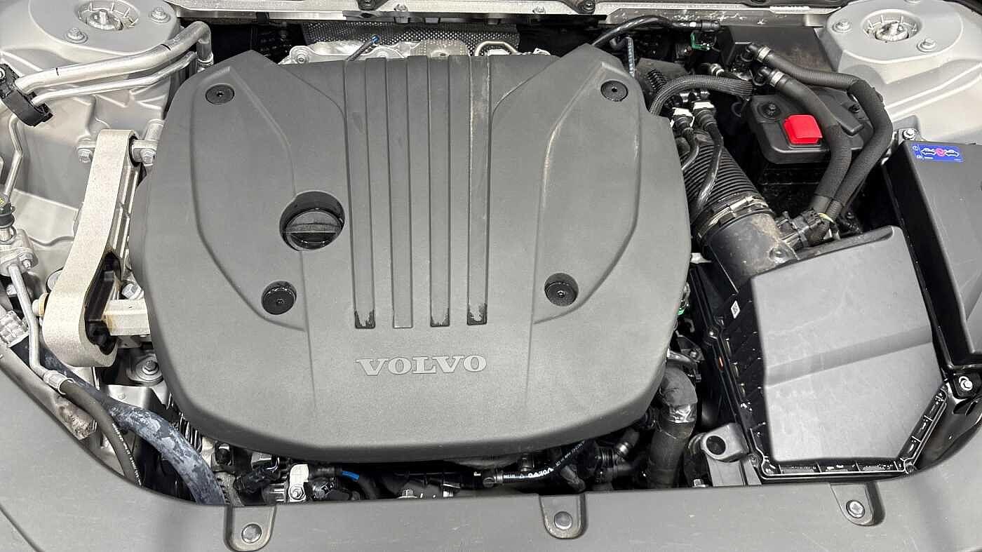 Used Volvo XC60 2025 for sale - 76512863: Photo 15