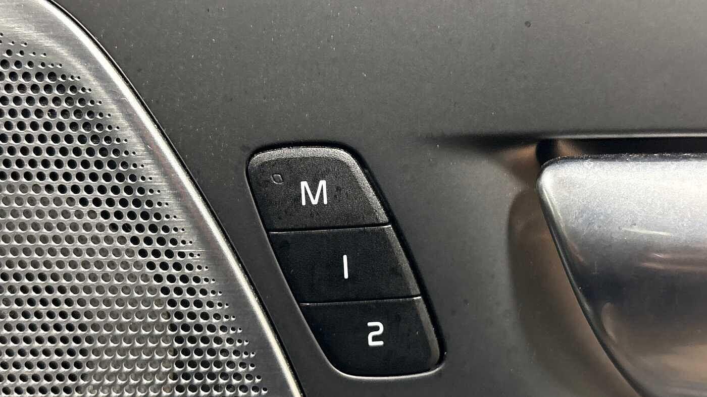 Used Volvo XC60 2025 for sale - 76512863: Photo 26