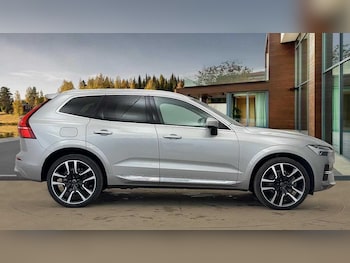 Used Volvo XC60 2025 for sale - 76512863: Photo
