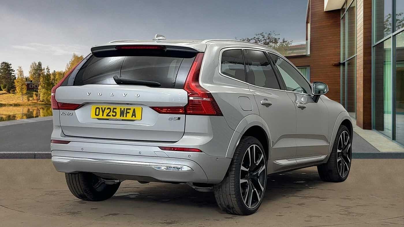 Used Volvo XC60 2025 for sale - 76512863: Photo 3