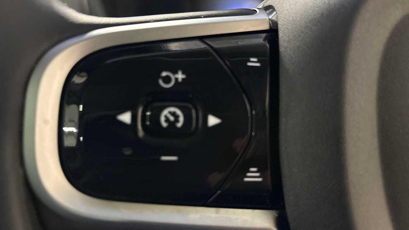 Used Volvo XC60 2025 for sale - 76512863: Photo 31